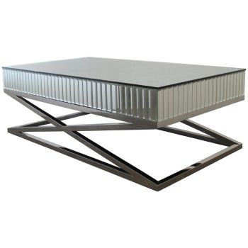 Designer-Couchtisch mit verspiegelter Tischplatte und -kante sowie poliertem Edelstahl-Kreuzgestell. L 130 x T 70 x H 40 cm. Kollektion GALA.